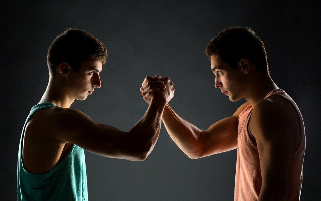 arm wrestling competition of two men